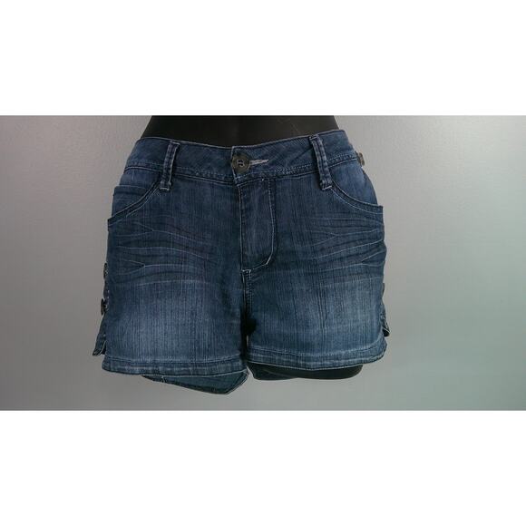 Tyte Jean Shorts - Juniors Size 9 - Button Detail - Picture 2 of 7